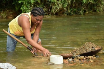 Prácticas culturales de las mujeres negras en el Río Atrato